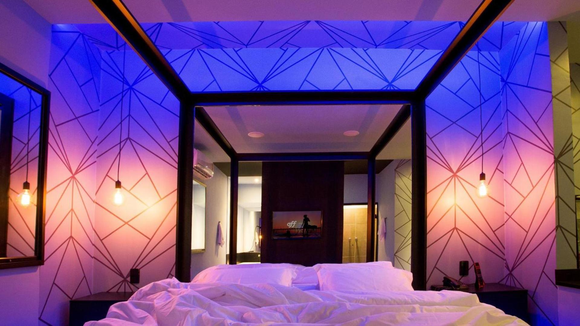 Tout Motel (Adults Only) กังปินาส ภายนอก รูปภาพ