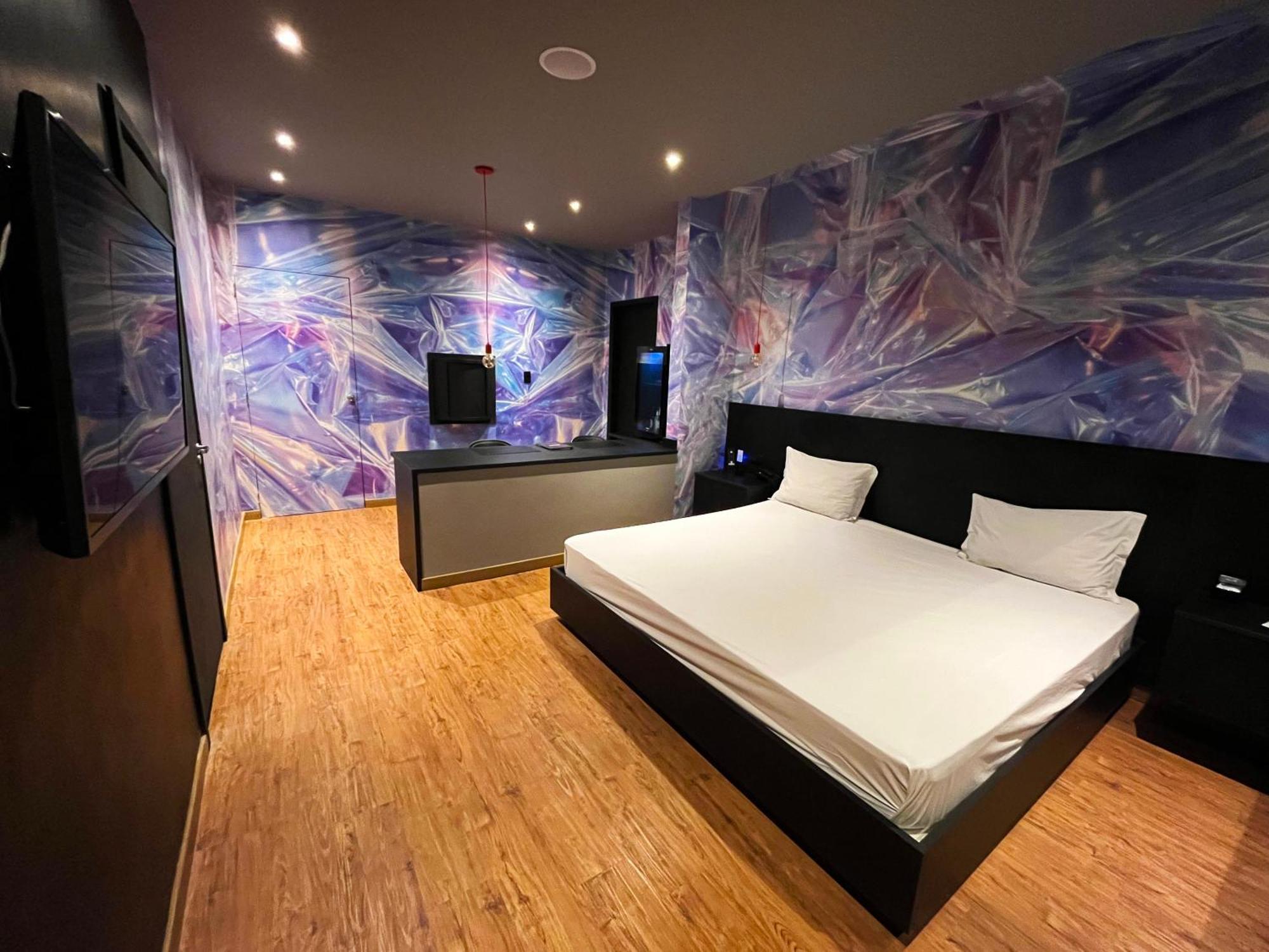 Tout Motel (Adults Only) กังปินาส ภายนอก รูปภาพ